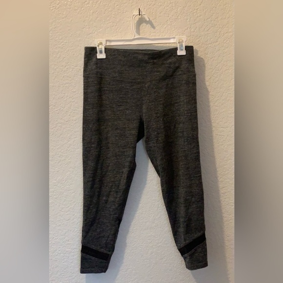 CK Calvin Klein capris - Picture 3 of 12